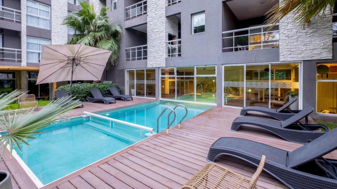 Suite House Carilo Bagian luar foto